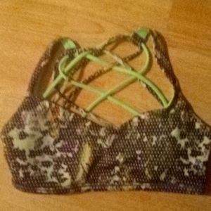 Lululemon sports bra